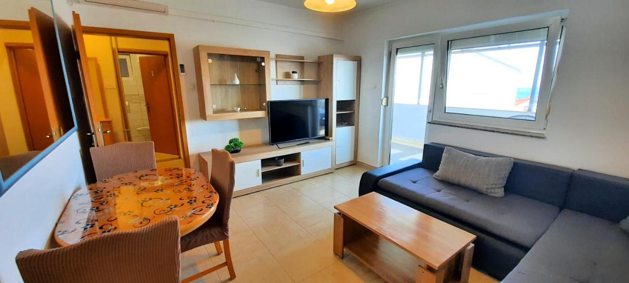 Apartment Miroslav Krk Town Zewnętrze zdjęcie